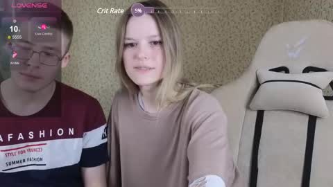 lily_and_jake online show from 02/25/25, 04:03