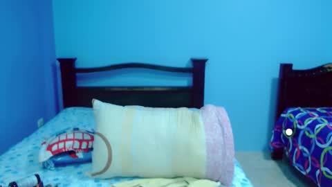 LILYB online show from 09/15/25, 05:51