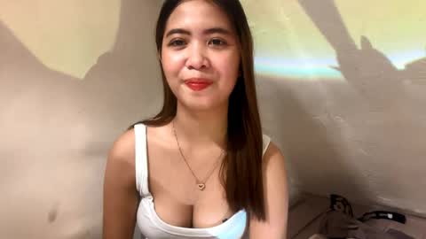 lily_blush_ online show from 04/28/26, 07:13