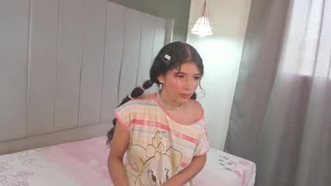 lily_cherry0 online show from 03/07/25, 01:40