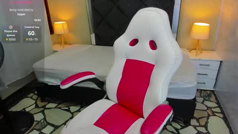 Snapshot of lily_cuteboobs chatting on 11/07/25, 11:21 LILIANA online show from 11/07/25, 11:21