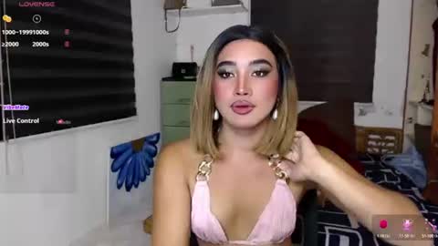 Lily Darling online show from 10/12/25, 02:38