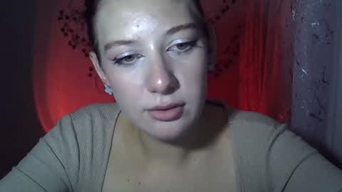 lily_ember online show from 10/22/25, 04:51