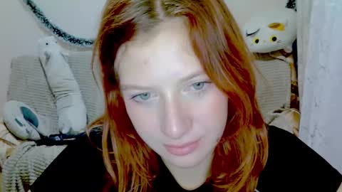 lily_ember online show from 12/17/25, 06:58