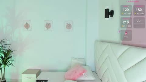   online show from 01/07/25, 01:38