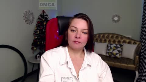 Lily online show from 12/27/24, 06:57