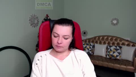 Lily online show from 12/30/24, 05:58