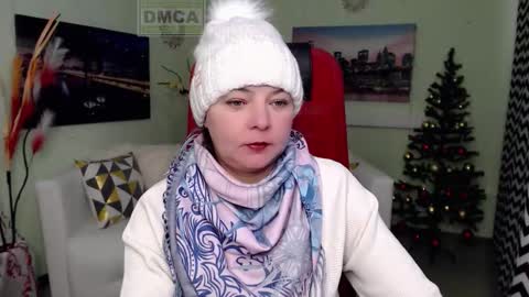 Lily online show from 12/23/25, 08:34