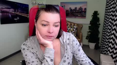 Lily online show from 04/23/26, 05:08