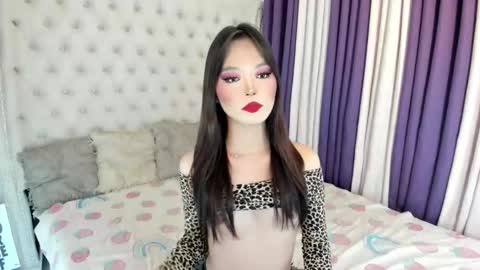 Lily Rodriguez online show from 10/07/25, 02:14