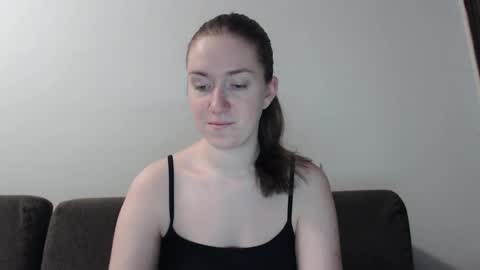 lily_love_x online show from 12/19/24, 02:01