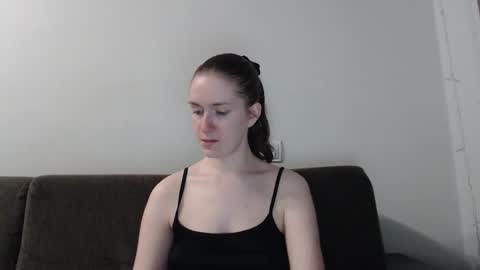 lily_love_x online show from 11/12/25, 11:58
