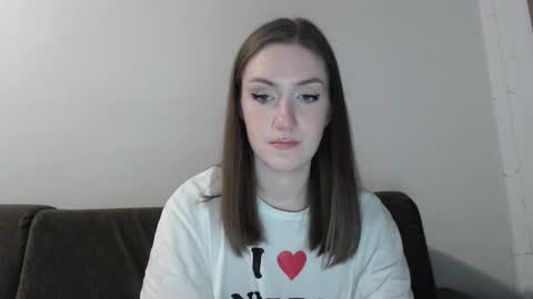 lily_love_x online show from 11/16/25, 11:54