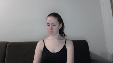lily_love_x online show from 11/26/25, 03:40