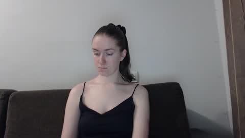 lily_love_x online show from 12/20/25, 03:24