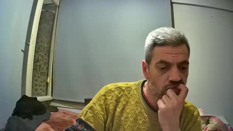 Snapshot of lily_lovelyman_ chatting on 12/24/24, 03:05 lily lovelyman online show from 12/24/24, 03:05