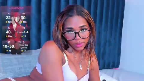 Lily Miiller online show from 01/21/25, 08:54