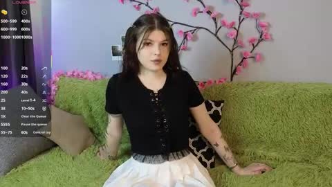 Lily online show from 05/27/26, 07:49