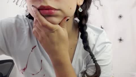 Snapshot of lily_robertss_ chatting on 10/12/25, 03:44 Lily Roberts online show from 10/12/25, 03:44