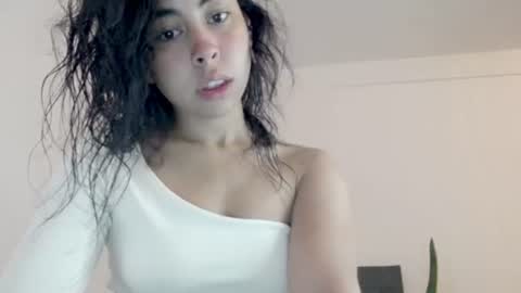 Lily Roberts online show from 08/01/26, 03:44
