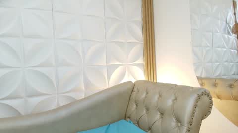 Lily Lauren online show from 03/28/26, 02:16