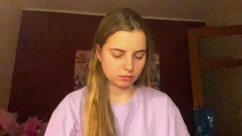 Lily online show from 02/10/26, 01:37