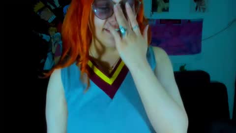 lily_stone04 online show from 01/04/25, 09:32
