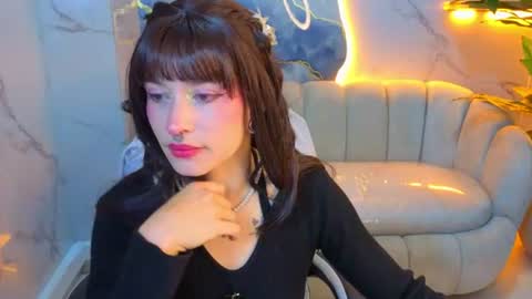 Snapshot of lily_tx chatting on 06/27/26, 12:33 Follow me.. Live 730 to 1400 online show from 06/27/26, 12:33