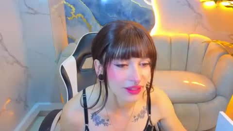 Snapshot of lily_tx chatting on 07/03/26, 12:44 Follow me.. Live 730 to 1400 online show from 07/03/26, 12:44