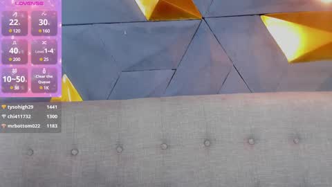 lily_waist online show from 01/18/25, 09:34