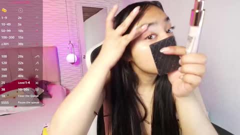 lily_waist online show from 01/12/26, 03:45