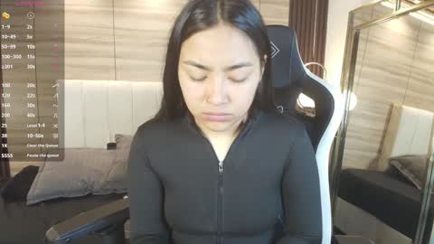 lily_waist online show from 02/07/26, 11:03