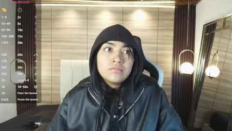 lily_waist online show from 02/19/26, 11:39