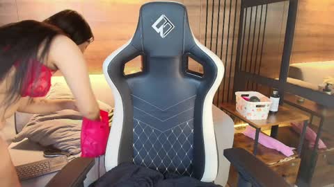 lily_waist online show from 04/01/26, 03:07