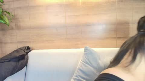 lily_waist online show from 04/13/26, 03:01
