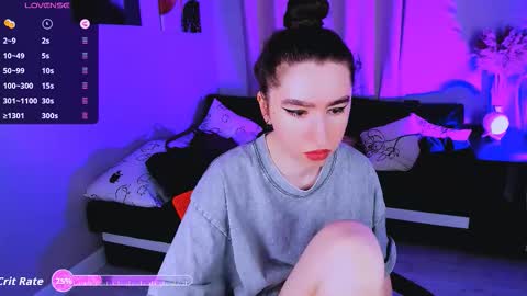 LILY online show from 10/17/25, 08:06