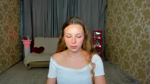 Snapshot of lilyeblake chatting on 03/04/26, 12:22 lilyeblake online show from 03/04/26, 12:22