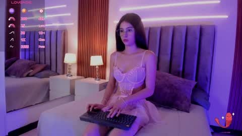 Lili online show from 04/09/26, 11:59