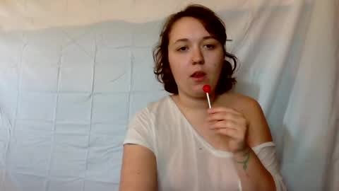 lily online show from 06/28/26, 09:43