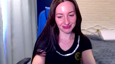 Lily online show from 03/21/26, 08:30