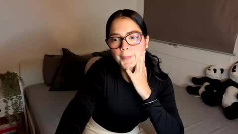 LillyPanda online show from 11/07/25, 08:42