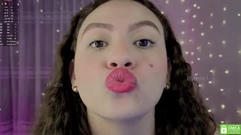 Snapshot of lilyrose1_ chatting on 10/17/25, 06:10 You can call me Li ... online show from 10/17/25, 06:10