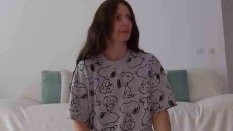 Lily online show from 10/03/25, 09:28