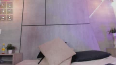   online show from 05/01/26, 07:18