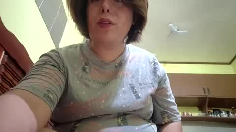Snapshot of lilysette chatting on 06/27/26, 09:20 lilysette online show from 06/27/26, 09:20