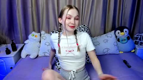 Lilian online show from 01/24/25, 03:32