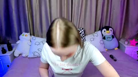 Lilian online show from 02/25/25, 03:31