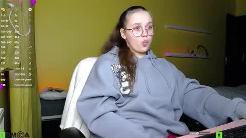 Lily online show from 10/18/25, 11:33