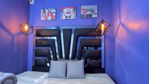 Lilythadam online show from 11/26/25, 01:06