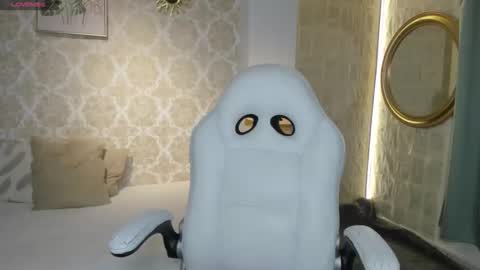 lilythea_ online show from 02/08/26, 08:01